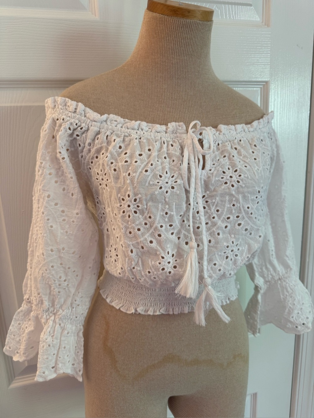 Flying Tomato Eyelet Peasant Top S